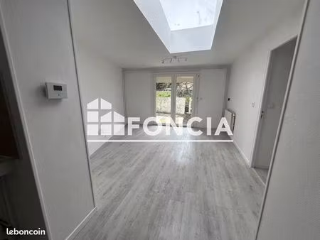 local commercial 55 m²