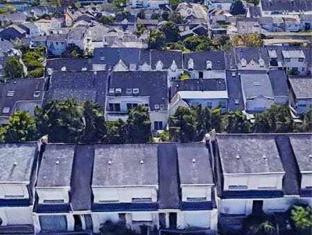 maison proches écoles  collège et lycée. quartier privilégié