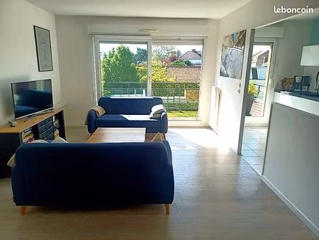 marcq pellevoisin - t3 rénové env. 69 m² - balcon sud-est - cave/ garage