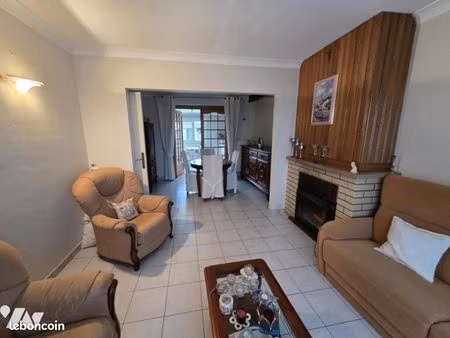 maison 104 m² illies