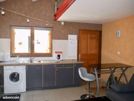 a louer studio meuble eybens village   calme