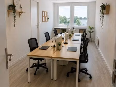 bureau ( 1 > 6 personnes)