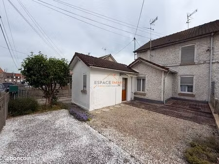 maison 5 pièces 62 m²