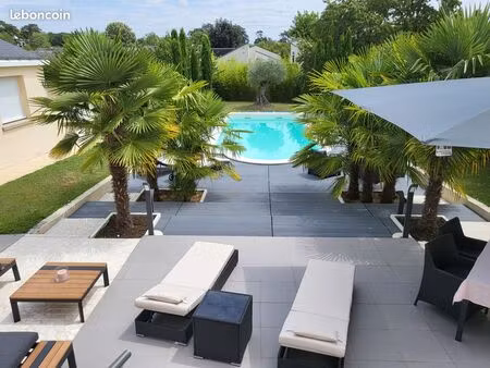 maison d’archi à tours 235m² - piscine – parc 1200m²