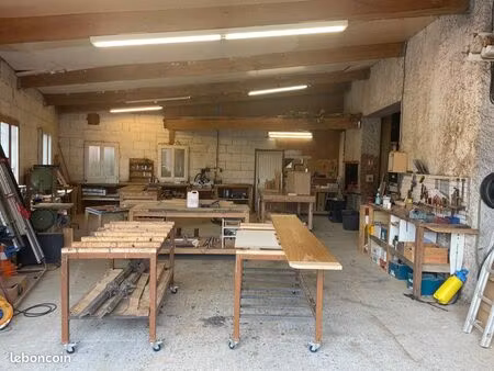 location atelier ebenisterie