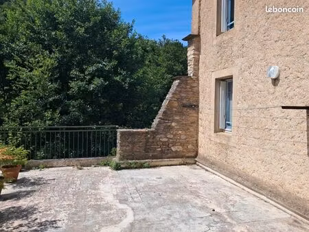 appartement 70m2   terrasse   cave  digicode