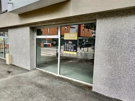 local commercial 63 m² saint-pierre-des-corps