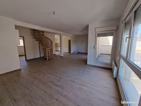 appartement 4 pieces - centre ville