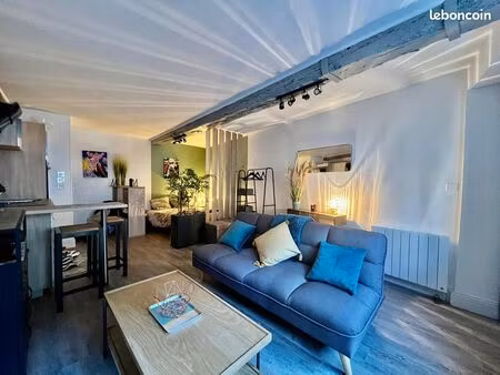 à vendre – studio meublé en centre-ville