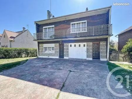 maison 6 pièces 140 m²