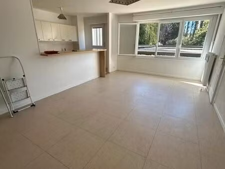 appartement 2 pièces 58 m²