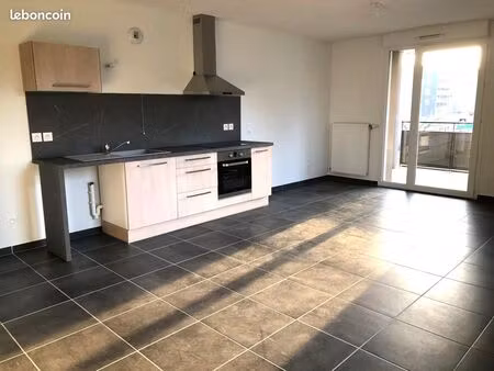 appartement 3 pièces 60 m²