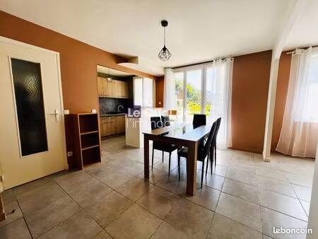 appartement 3 pièces 49 m²