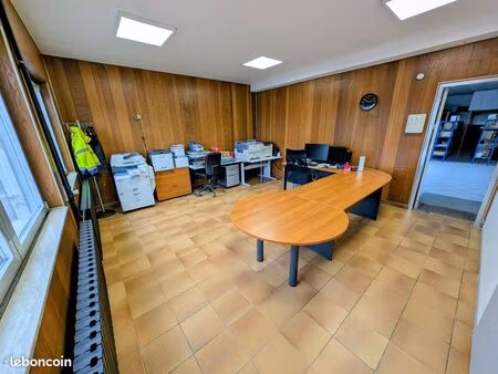 loue bureau plus dépôt
