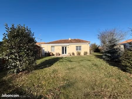 maison t5 proche commerces