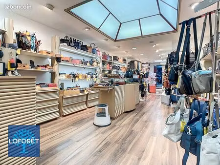 local commercial 150 m² cholet