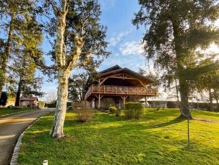maison 5 pièces 190 m²