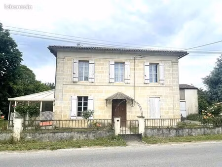 maison 6 pièces 179 m²