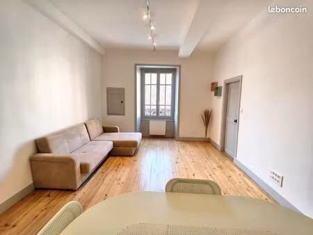 appartement 2 pièces 68 m²