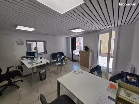 local 35 m²