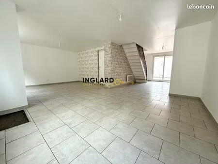 maison 4 pièces 70 m²