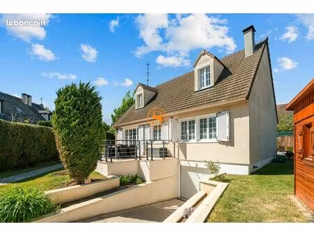 maison 7 pièces 146 m²