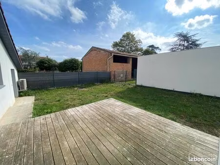 villa 4 pièces 90 m²