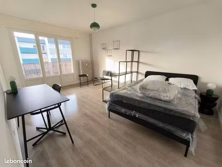 location grand studio meublé 33m2 metz
