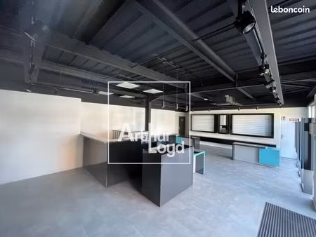 local commercial 107 m²