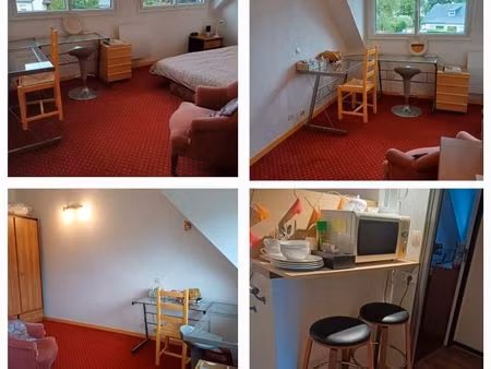chambre meublée pour étudiante chez l'habitant