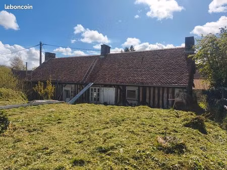 maison à rénover - toiture neuve - 4500 m² de terrain
