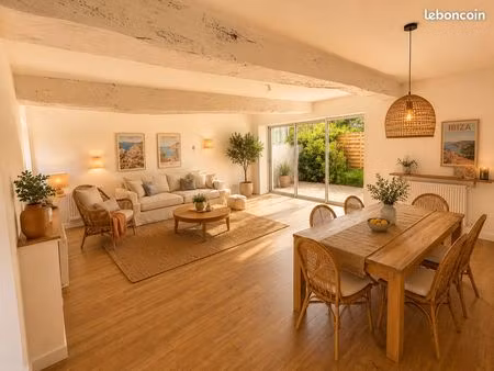 t3 – 97 m² – jardin 223 m² – plain-pied – dpe d – combles aménageables