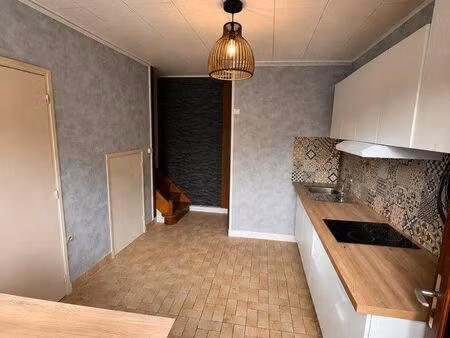 appartement t1 avec place parking privative gratuite