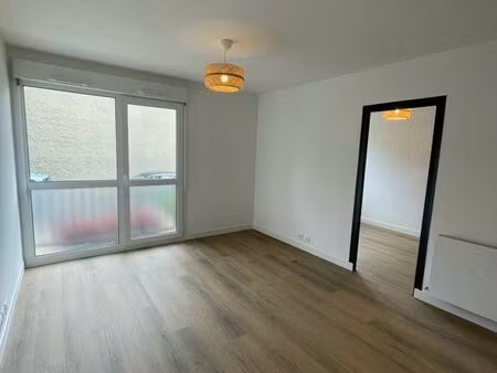 appartement f3 refait à neuf