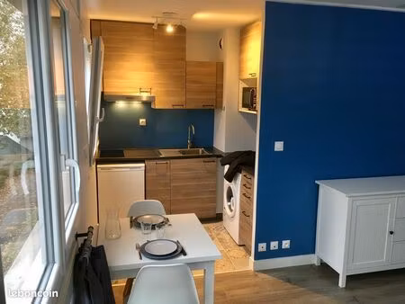 appartement studio meublé 28 m² tc.comprises