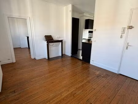 appartement 2 pièces rénové avec cachet – 55 m² – margny-lès-compiègne