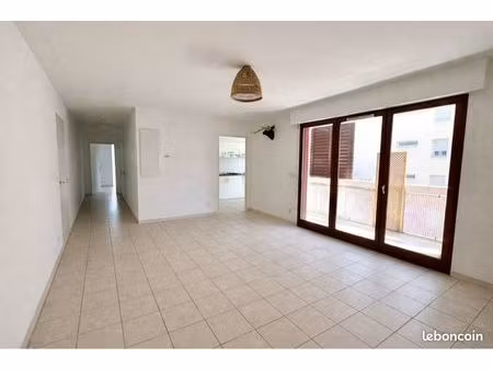 appartement t3 ovalie