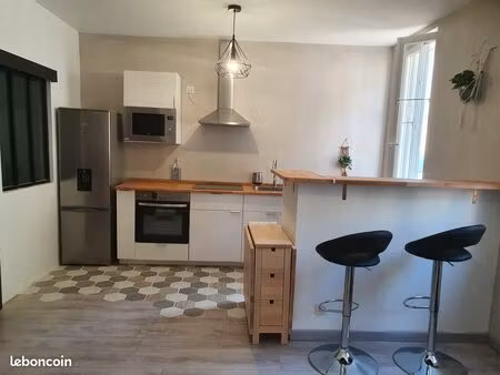 jolie t2 proche du château
