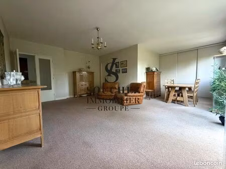 appartement 3 pièces 82 m²