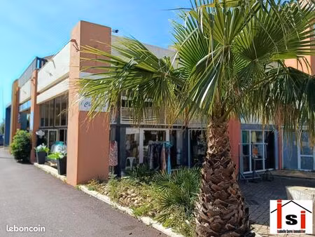 boutique 60 m² agde