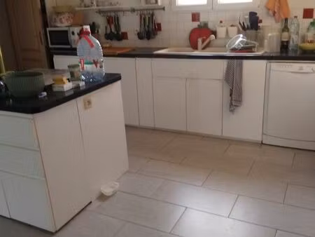 vend maison arboré et agréable