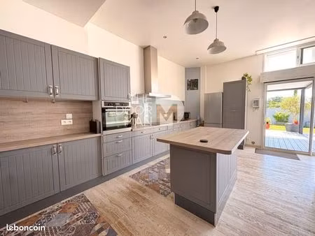 maison 4 pièces 103 m²