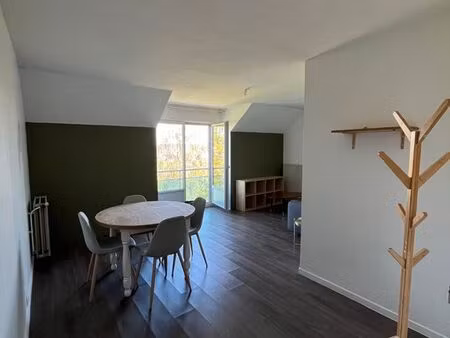 appartement t2 meublé - secteur chu - à louer