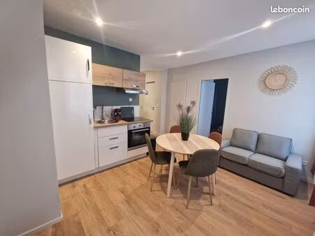 très beau t2 de 35 m² rénové et proche du lycée ribot à saint-omer