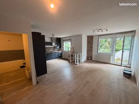 appartement t2 53 m2 avec terrasse  garage & cave
