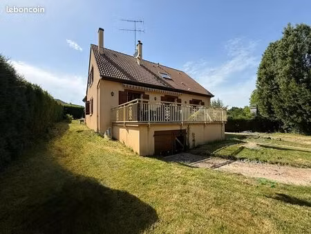 maison 9 pièces 165 m²