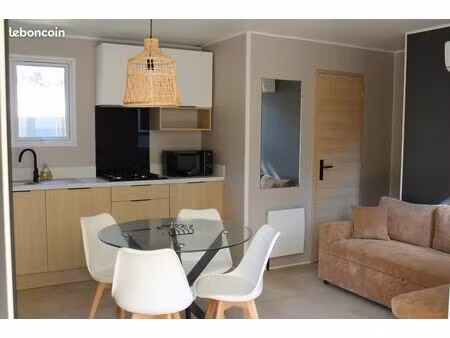 mobil-home 3 ch / 1 sdb à l’année 649 hc