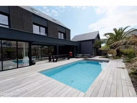 maison 9 pièces 195 m²