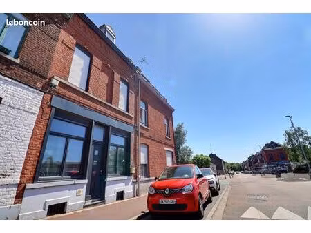 maison 6 pièces 159 m²