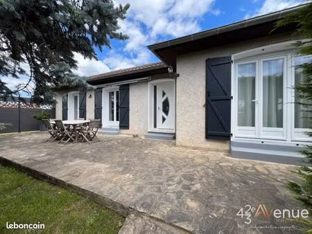 maison 6 pièces 150 m²
